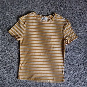 🎀Ultra Flirt Mustard and White Striped Top Junior's Small🎀
